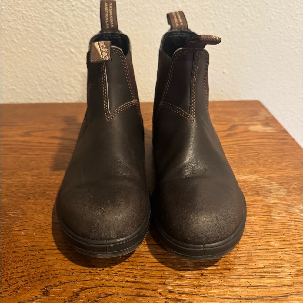 Blundstone Chelsea Boots Brown Leather Pull-On